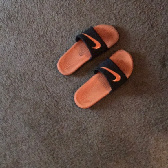 Nike - Picture 1 of 1